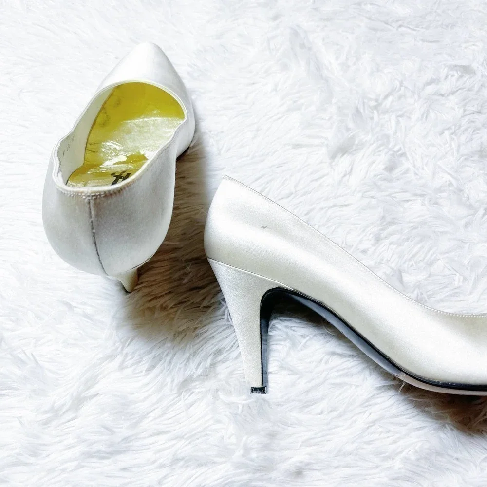 YSL Sleek VTG Silk Pointy Toe Heels SZ6.5 - Picture 6 of 8